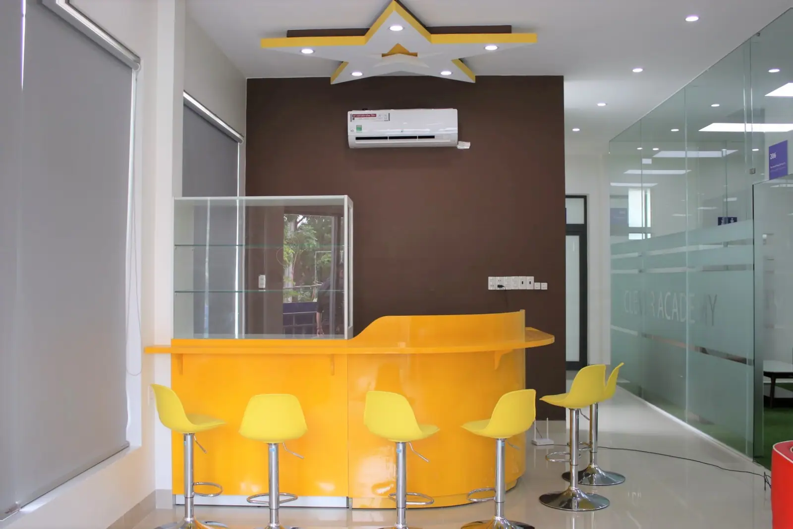 English Zone tại Clever Junior